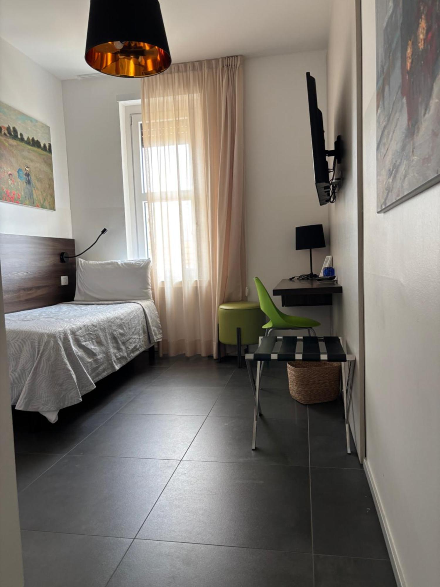 Affittacamere Enjoy Garden - Flavio Baracchini 9 *
